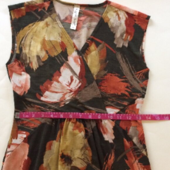 Long Sleeveless Dress M - Picture 8 of 11